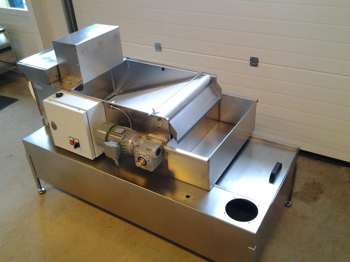 Tasmowy zgarniacz oleju Schnell Teknik